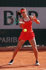 EMMA RADUCANU Loses to Solana Sierra in First Round of French Open in Paris 05/24/2026