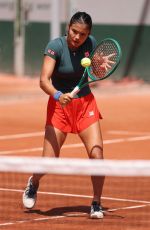 EMMA RADUCANU on Practice Session Ahead of French Open in Paris 05/23/2026