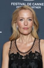 GILLIAN ANDERSON at L