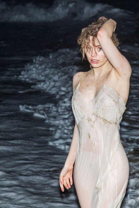 GRACE VAN DIEN for Ashot Magazine, May 2026