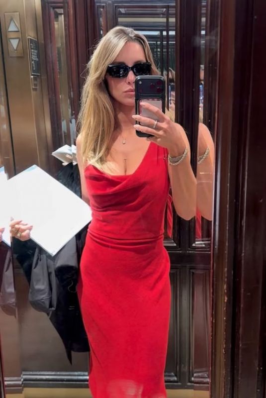 HASSIE HARRISON – Instagram Photos 02/25/2026