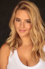 HASSIE HARRISON - Instagram Photos 04/30/2026