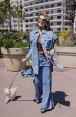 HEIDI KLUM Out and About in Cannes 05/12/2026