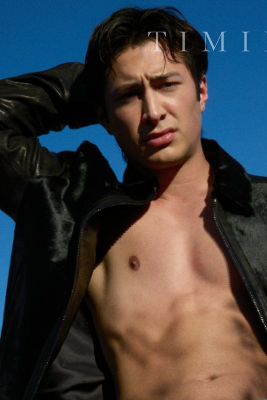 Hudson Williams - Timid Magazine, December 2025