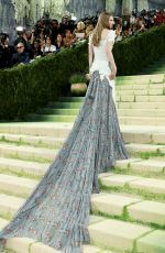 HUNTER SCHAFER at 2026 Met Gala Celebrating Costume Art at Metropolitan Museum of Art in New York City 05/04/2026