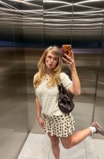 ILONA ARSENTIEVA - Instagram Photos 05/04/2026