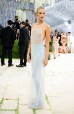 ISLA JOHNSTON at 2026 Met Gala Celebrating Costume Art at Metropolitan Museum of Art in New York City 05/04/2026