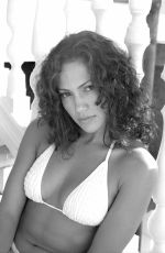 JENNIFER LOPEZ at a Photoshoot 1997