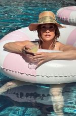 JENNIFER LOPEZ - Instagram Photos 05/26/2026
