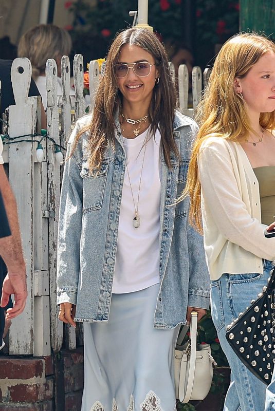 JESSICA ALBA Celebrates Mother