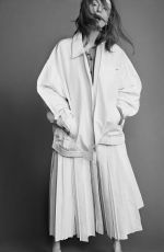 JULIANNE MOORE for Family Style Magazine No.10, 2026