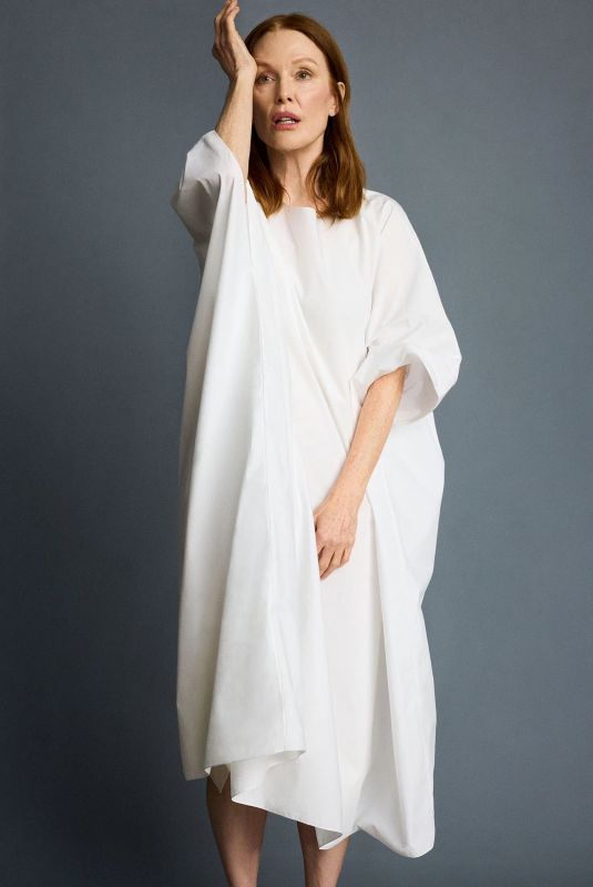JULIANNE MOORE for Family Style Magazine No.10, 2026