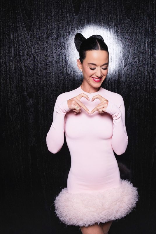 KATY PERRY – Instagram Photos 05/06/2026