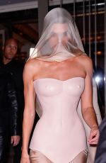 KENDALL JENNER and HAILEY BIEBER Leaves The Surrey Hotel in New York 05/04/2026