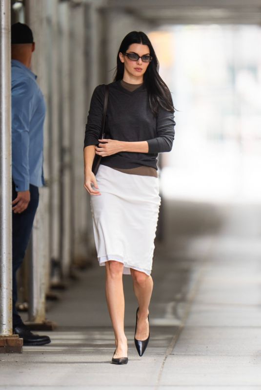 KENDALL JENNER Out and About in Tribeca in New York City 05/02/2026