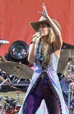 LAINETY WILSON Performs at 2026 New Orleans Jazz & Heritage Festival in New Orleans 05/01/2026