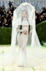 LALISA MANOBAL at 2026 Met Gala Celebrating Costume Art at Metropolitan Museum of Art in New York City 05/04/2026