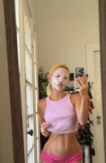 LEILA FALER - Instagram Photos 05/03/2026