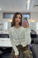 MIKA TAKEUCHI - Instagram Photos 02/25/2026