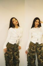 MIKA TAKEUCHI - Instagram Photos 02/25/2026
