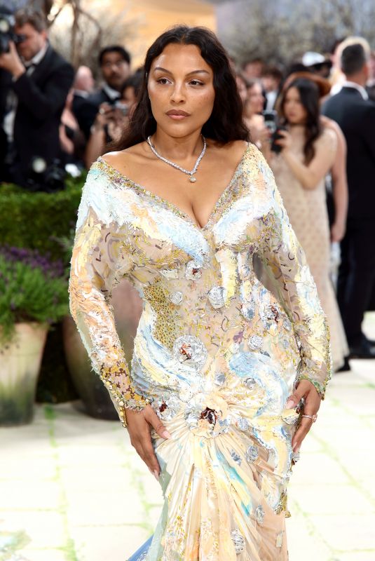 PALOMA ELSESSER at 2026 Met Gala Celebrating Costume Art at Metropolitan Museum of Art in New York City 05/04/2026