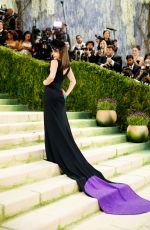 RACHEL SENNOTT at 2026 Met Gala Celebrating Costume Art at Metropolitan Museum of Art in New York City 05/04/2026