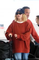 SYDNEY SWEENEY Arrives at Sydney Airport 05/02/2026