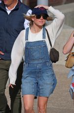 SYDNEY SWEENEY Out for a Stroll in Sydney 05/02/2026