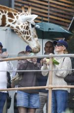 SYNDEY SWEENEY Visits Taronga Zoo in Sydney 05/04/2026