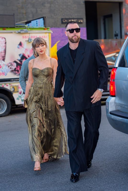 TAYLOR SWIFT and Travis Kelce Out in New York 05/16/2026