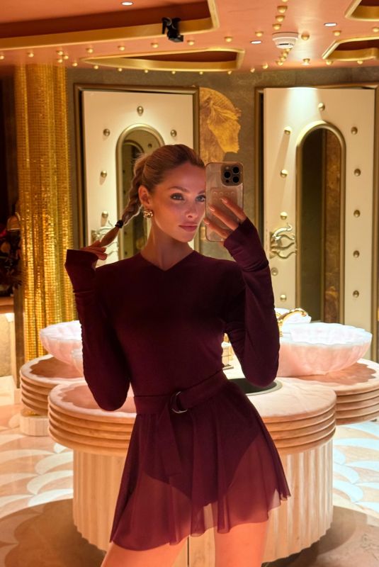 ANNA MARIA OLBRYCHT - Instagram Photos 06/22/2026