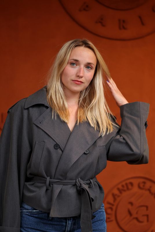 CHLOE JOUANNET at 2026 French Open in Paris 06/03/2026