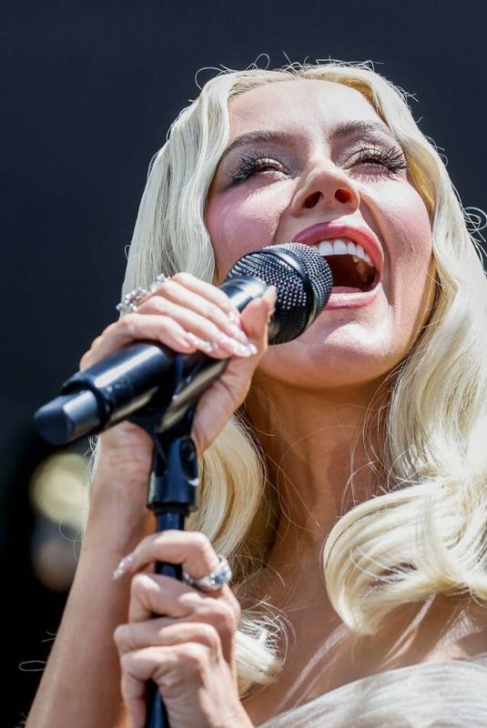 CHRISTINA AGUILERA Performs at Grand Opening for Obama Presidential Center in Chicago 06/18/2026