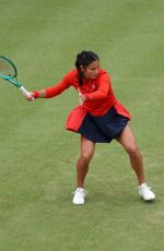 EMMA RADUCANU Gets Her Second Round Match Rained Out at HSBC Championships in London 06/11/2026