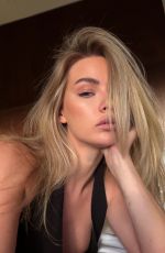 ILONA ARSENTIEVA - Instagram Photos 06/08/2026