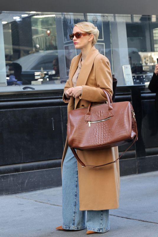 JESSICA CHASTAIN on the Set of Off Weeks in New York City 05/20/2026