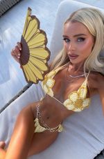 JULIA CAVANAGH - Instagram Photos 06/08/2026