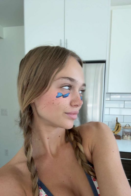 KYLA DODDS – Instagram Photos 06/12/2026