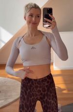LENA GERCKE - Instagram Photos 06/01/2026