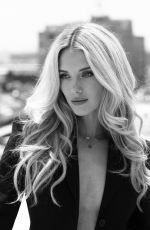 LINDSAY BREWER - Instagram Photos 06/05/2026