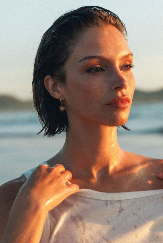 NAILA VAN KOMMER – Instagram Photos 06/06/2026
