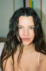 OLGA OBUMOVA - Darling Cosmetics Campaign, 2025