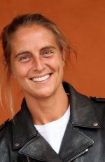PAULINE DEROULEDE at 2026 French Open at Roland Garros in Paris 06/06/2026