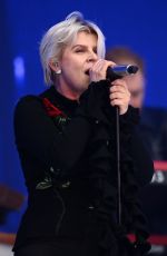 ROBYN at Capital