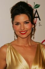 SHANIA TWAIN at 39th Annual CMA Awards 11/15/2005