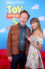TAYLOR SWIFT at Toy Story 5 L.A. World Premiere in Los Angeles 06/09/2026