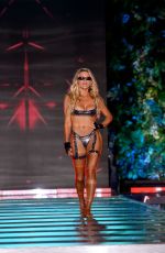 XANDRA POHL at Sports Illustrated Swimsuit Runway Show in Miami Beach 05/30/2026