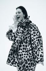 ASHLEY GRAHAM for Elle Spain, August 2026