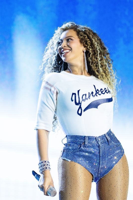BEYONCE Joined Jay for Drunk in Love Making Extra Innings Concert at Yankee Stadium 07/12/2026