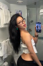 CECE ZHEN - Instagram Photos 07/07/2026